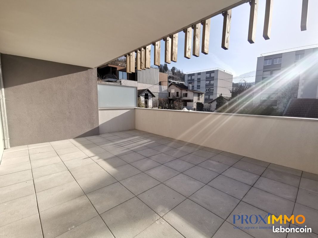 Appartement 3 pièces 65 m² · à Voiron · 65 m² · 860 €/mois