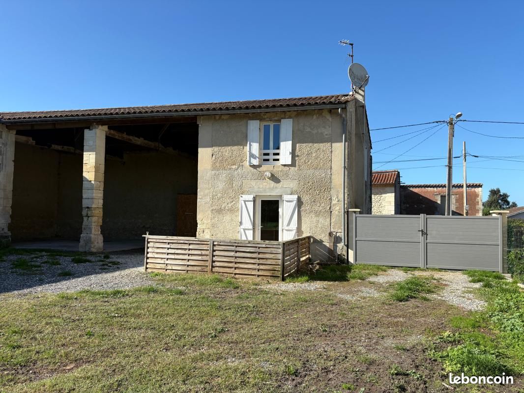 Maison 3 pièces 55 m² · à Saint-Seurin-de-Cadourne · 55 m² · 850 €/mois