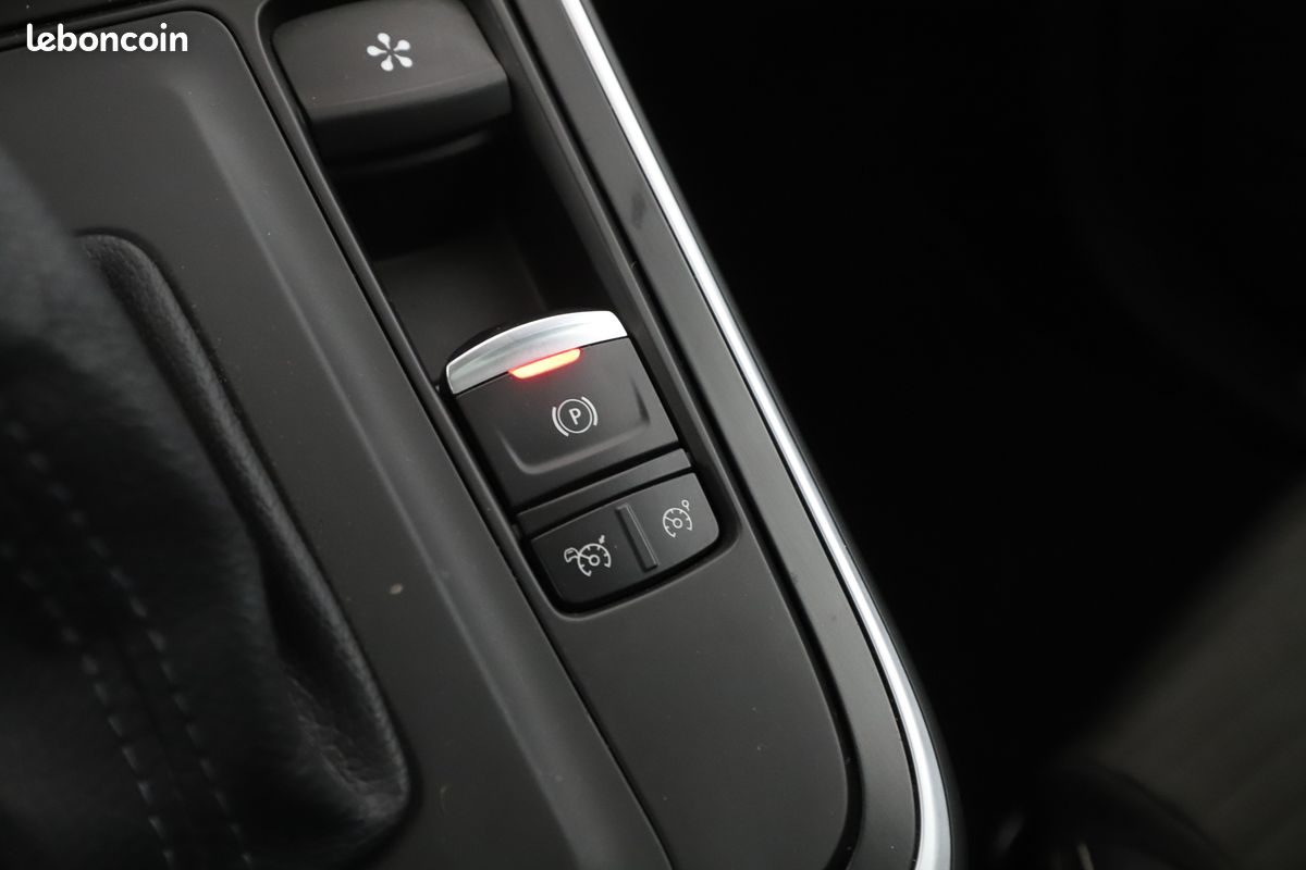 Renault Scénic 1.6 dCi Energy Edition One EDC 160 ch (image 23)