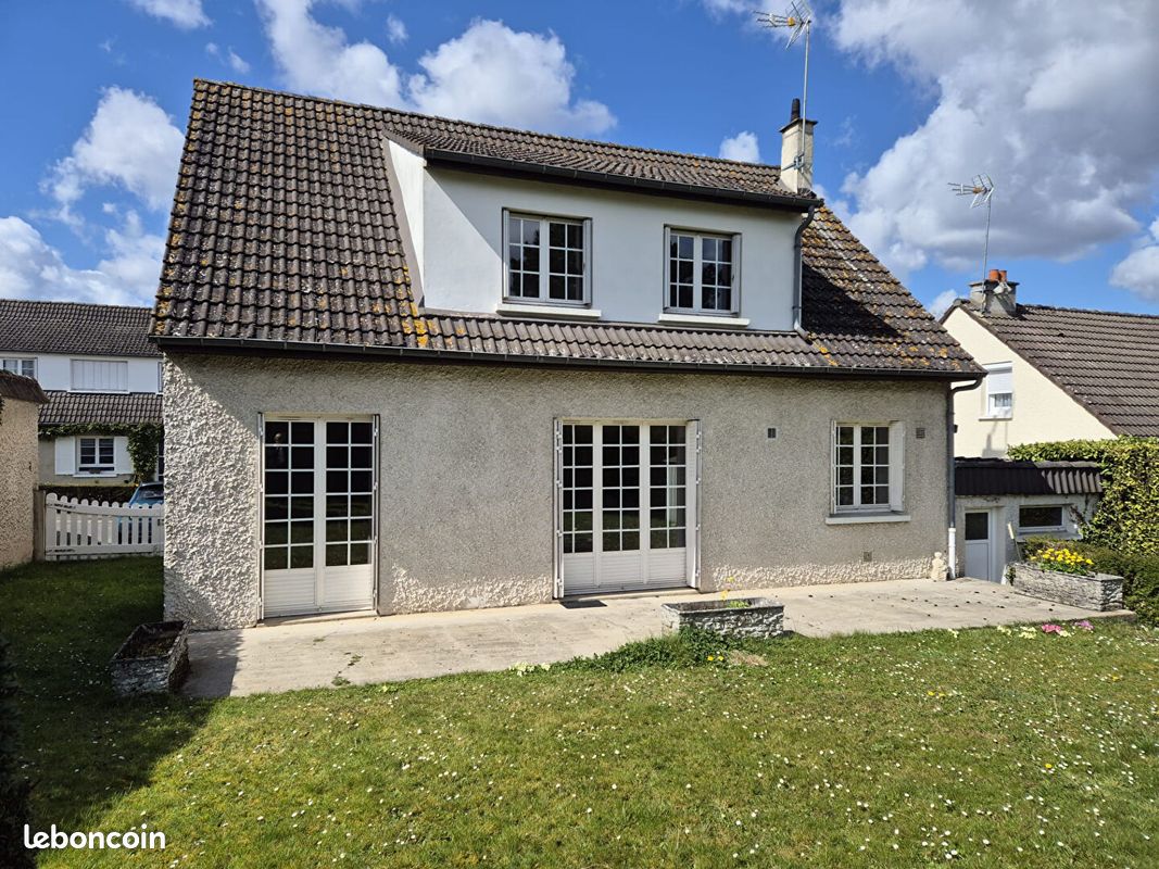 Maison 8 pièces 130 m² · à Senlis · 130 m² · 339 000 €