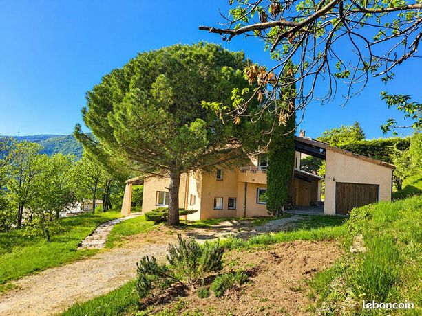 Maison 8 pièces 187 m²