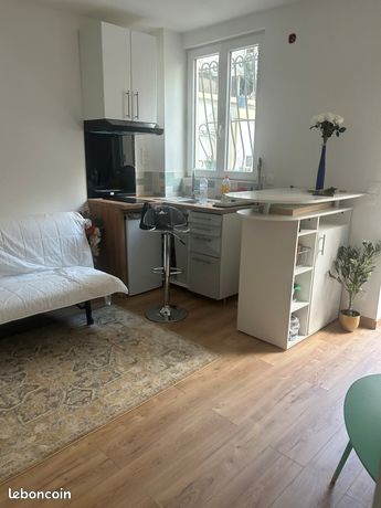 Studio 1 pièce 16 m² — 2