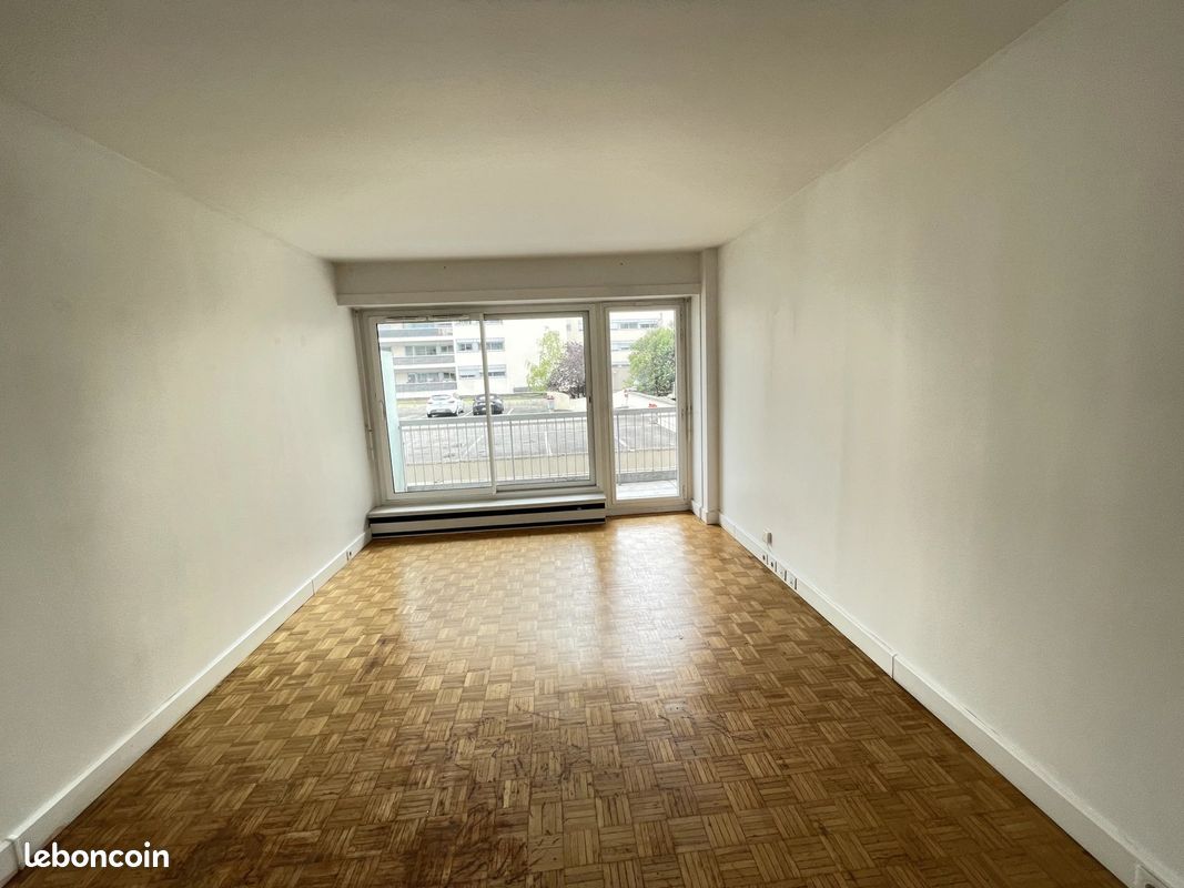 Appartement 3 pièces 64 m² · à Courbevoie · 64 m² · 375 000 €