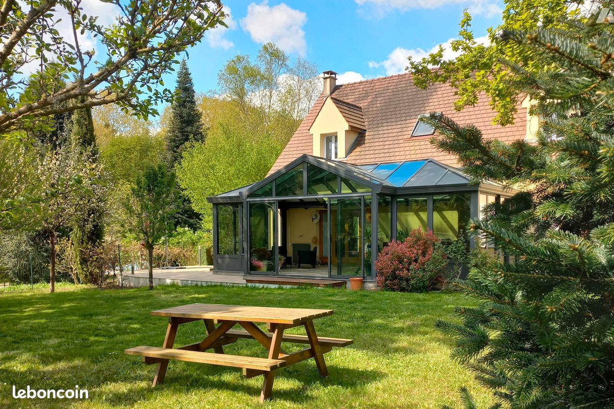 Maison 8 pièces 209 m² · à Fontenay-lès-Briis · 209 m² · 442 000 €