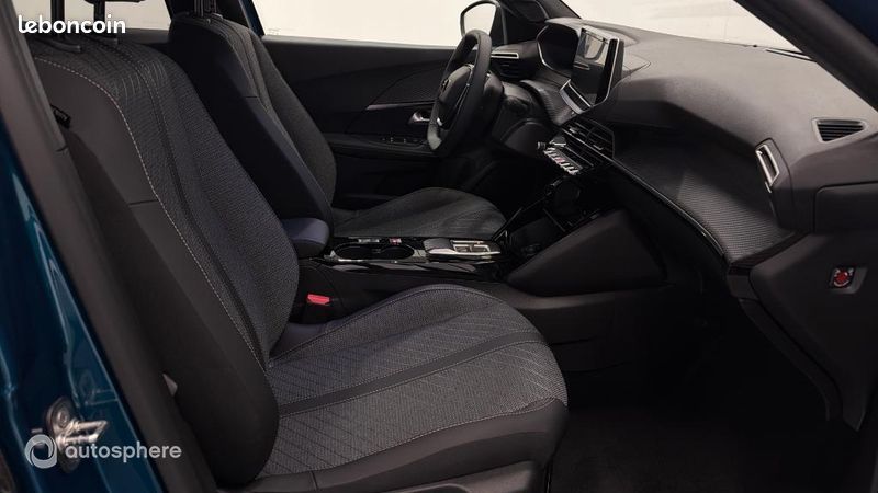 Peugeot 2008 1.2 Hybrid 110ch Allure e-DCS6 (image 15)
