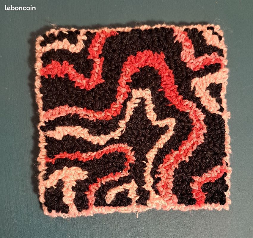 Mini tapis motif rose et noir (image 2)