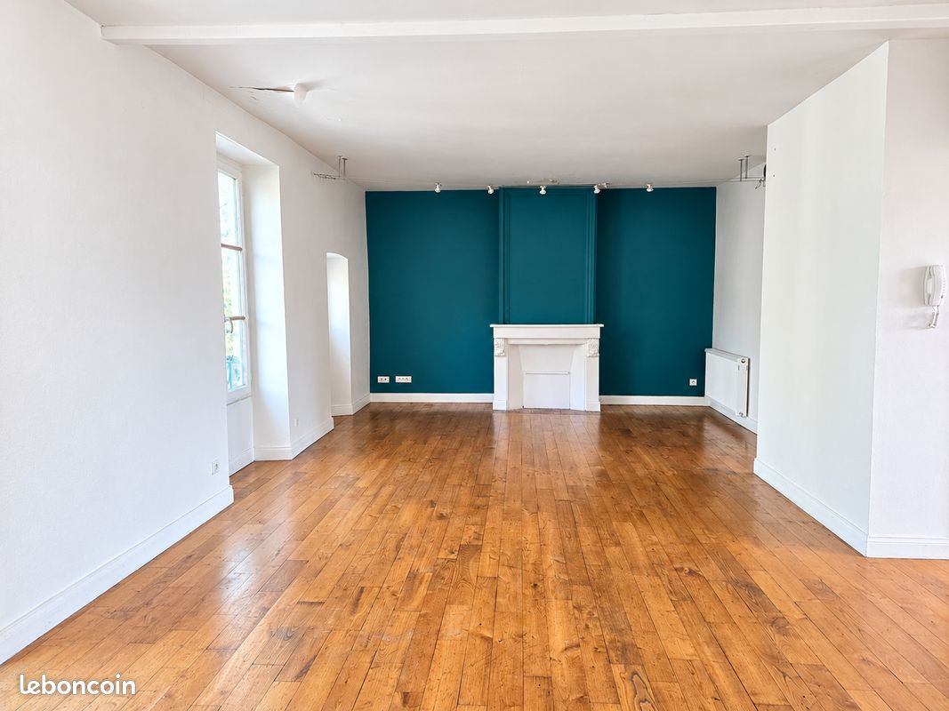 Appartement 3 pièces 92 m² · à Cahors · 92 m² · 17 000 €