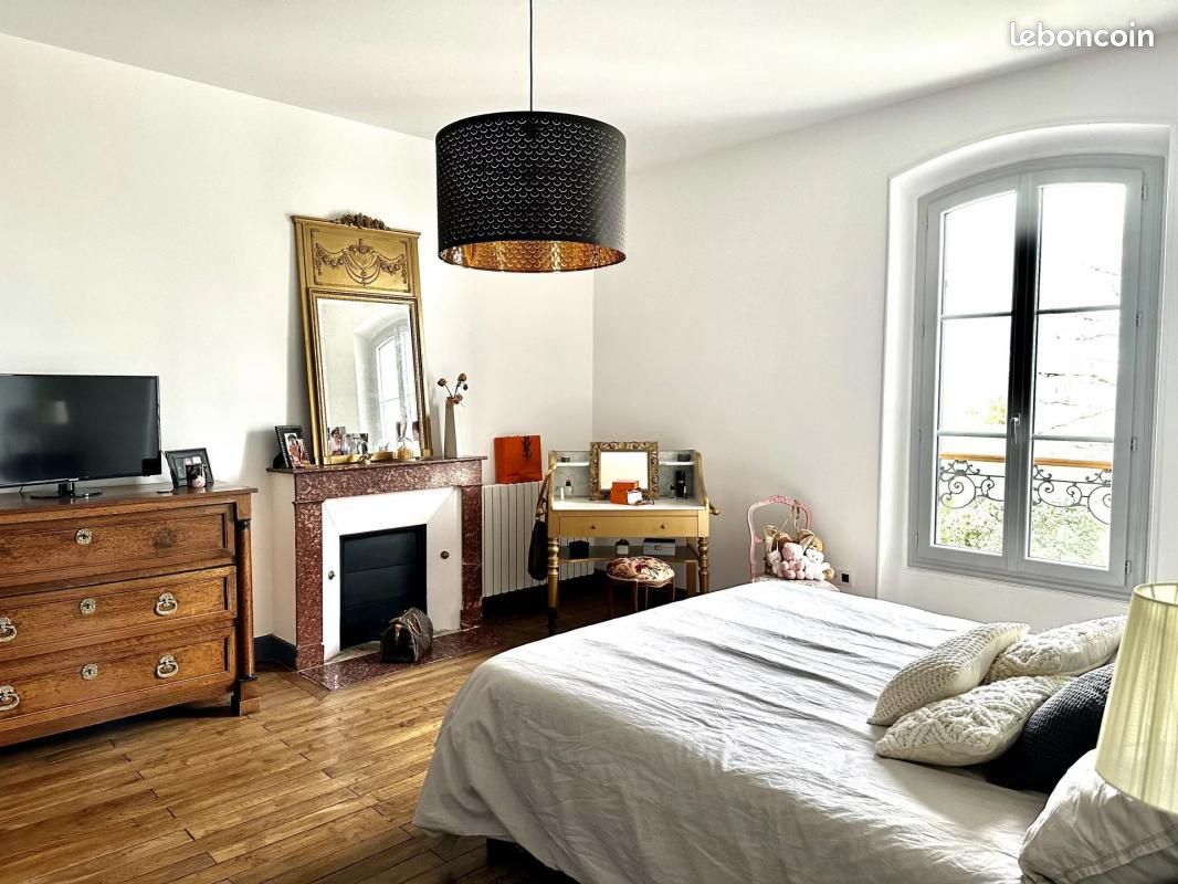 Maison 236 m² Bonnes - Bonnes 16390 (image principale 9)