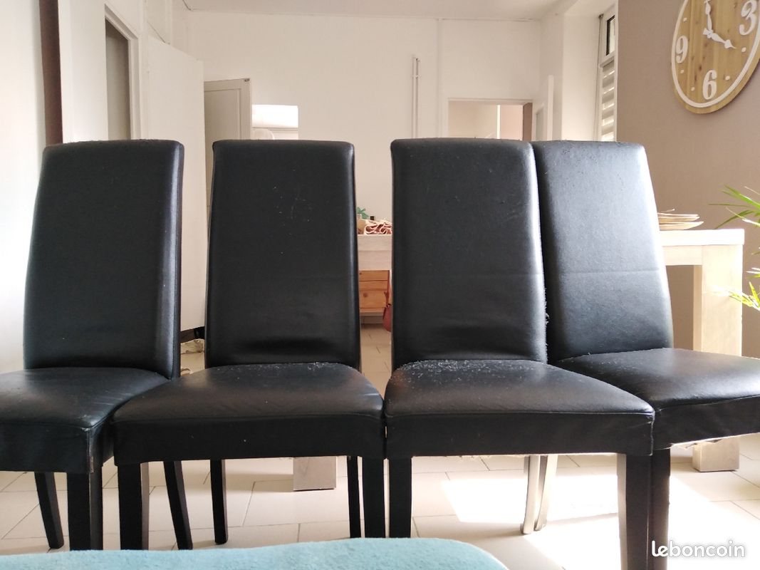 Chaise en cuir (image 1)