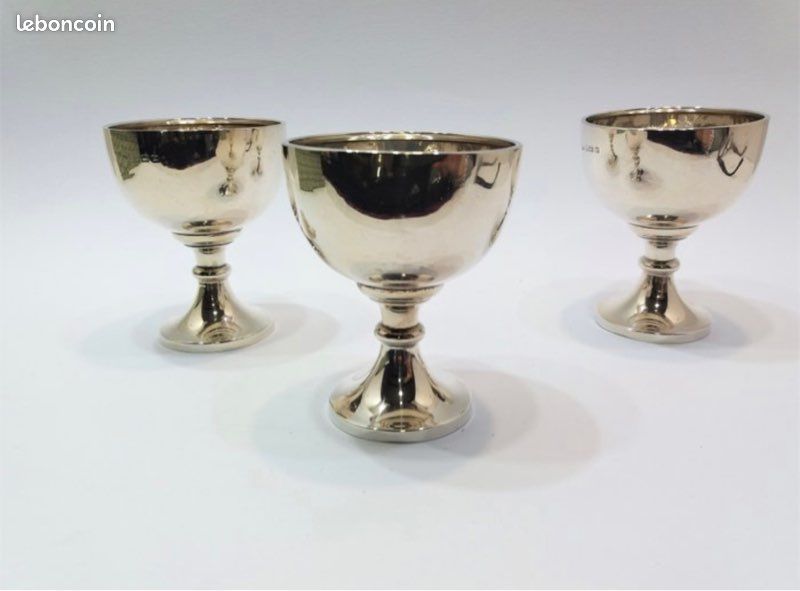 Petits verres/calices en argent (image 1)