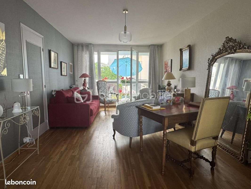 Appartement 4 pièces 92 m² · à Compiègne · 92 m² · 155 000 €