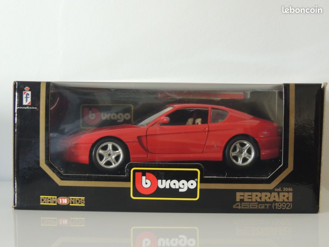 Ferrari F30 Burago 1/18 - Voiture De Collection Rouge - Occasion Très Bon état Sous Boîte