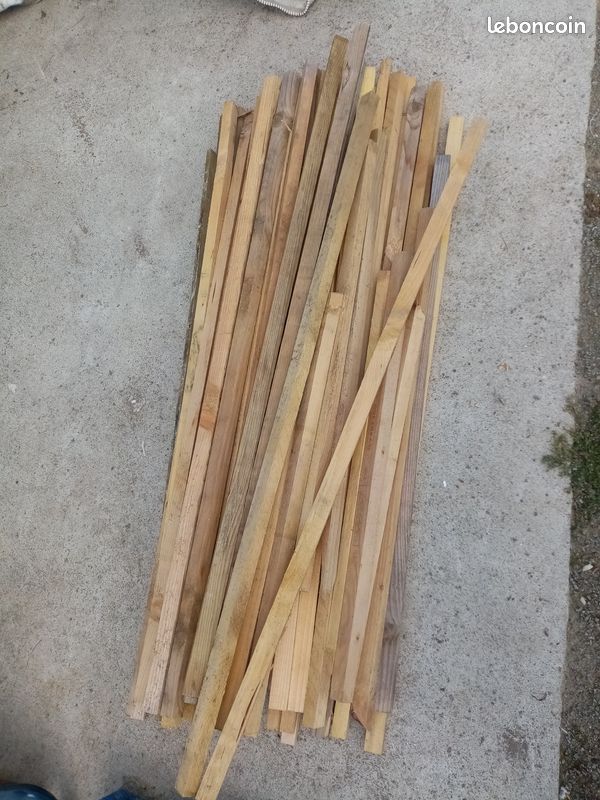 Tasseaux de 25x25 cm pour étagères (image 2)
