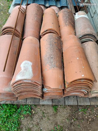 Tuiles Canal 51x21 Cm – Très Bon État – Pour Toiture