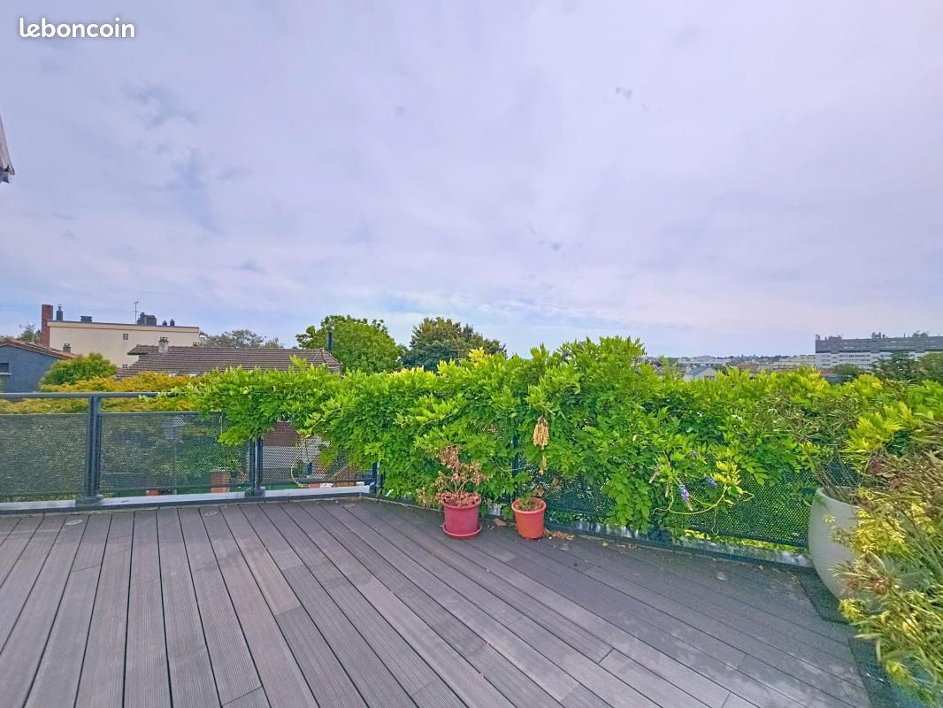 Maison a louer suresnes - 8 pièce(s) - 144 m2 - Surfyn