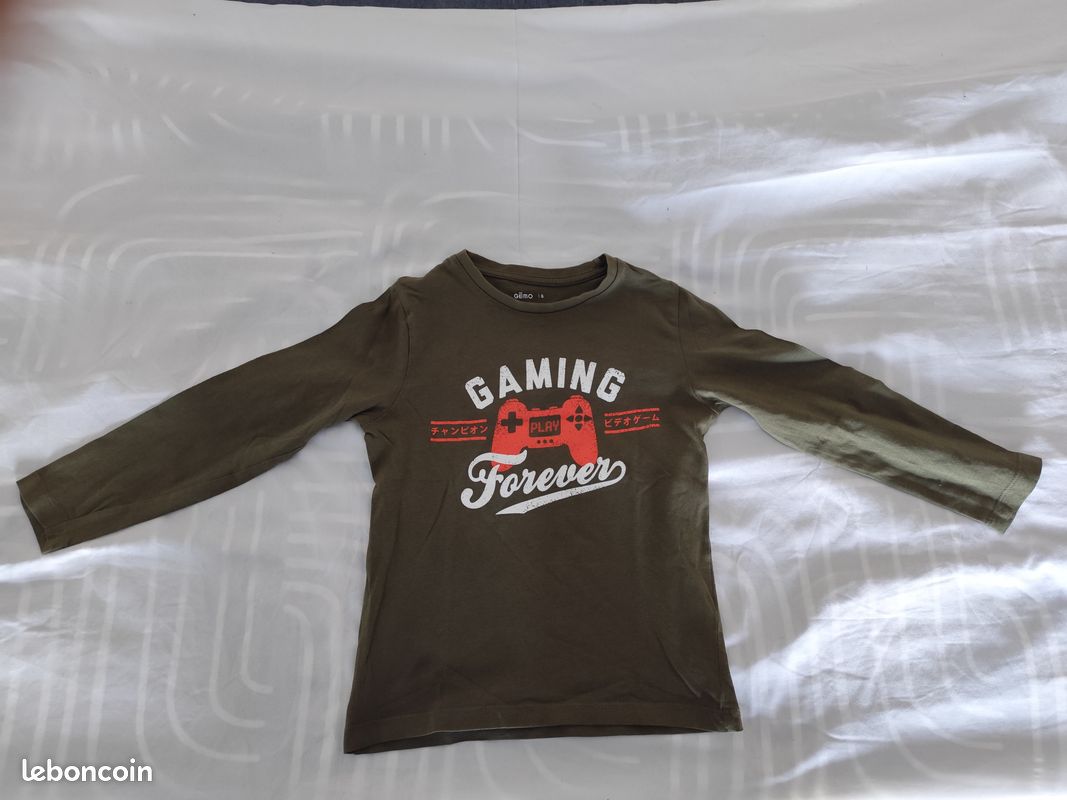 Vêtements enfant 4-6/7 ans (image 18)