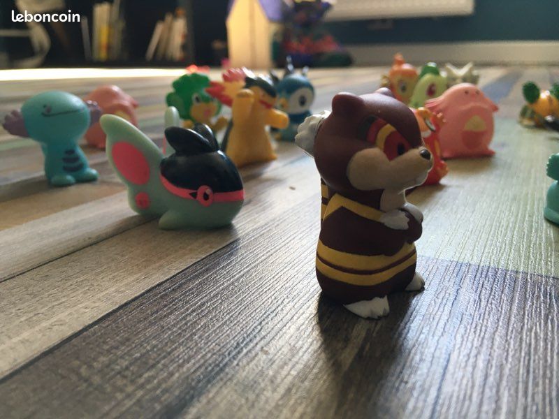 Lot figurine Pokémon (image 1)