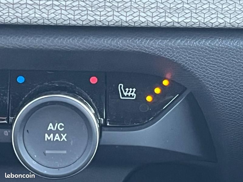 Citroen C5 X Essence 180 Shine EAT8 Caméra Régulateur Adaptatif GPS Radar AV CarPlay (image 21)