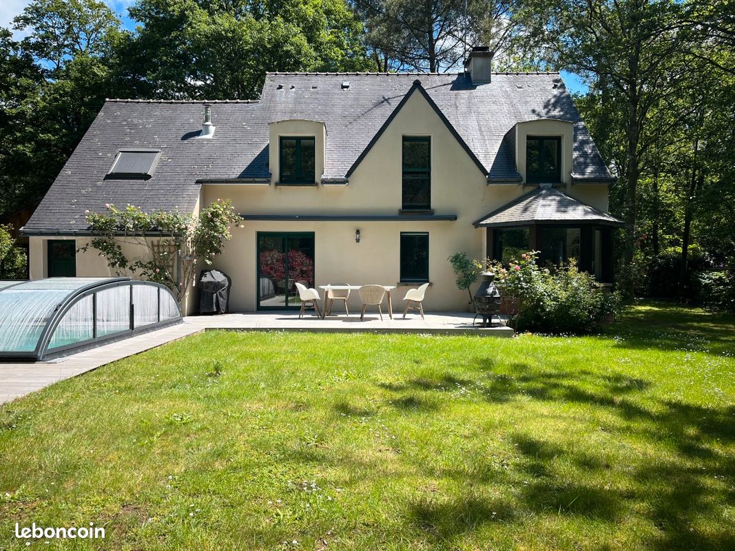 Maison 7 pièces 140 m² · à Saint-Nolff · 140 m² · 495 000 €