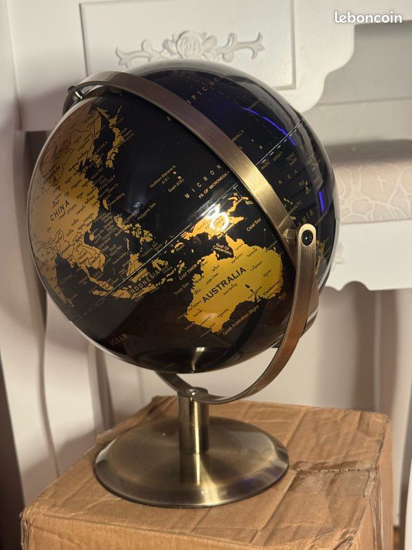 Globe terrestre maison du monde noir dorée (image 3)