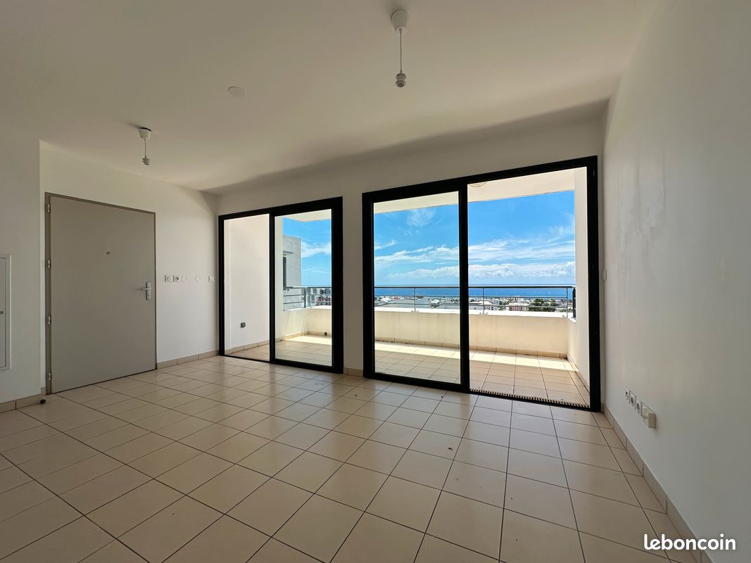 Appartement 3 pièces 61 m² · à Saint-Denis · 61 m² · 210 000 €