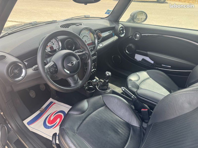 MINI MINI2 (R56) LCI Cooper D 1.6 D 16V 110 cv (image 4)