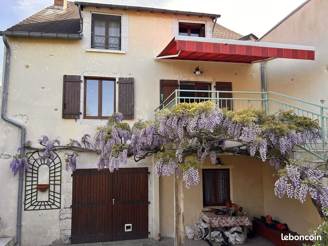 Maison 6 pièces 162 m² · à Saint-Marcel · 162 m² · 158 000 €