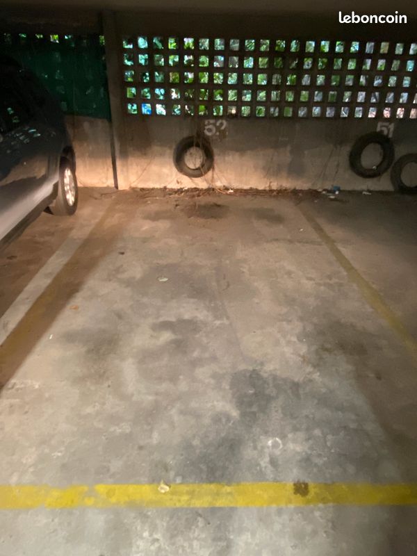 Parking sous terrain sécurisé · à Nice · 35 000 €