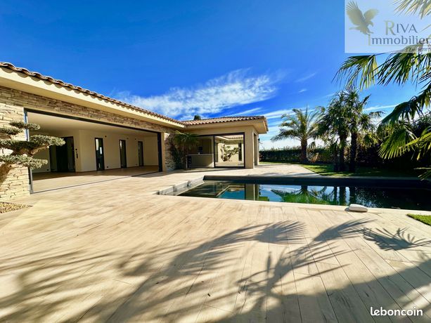 Villa 6 pièces 215 m²