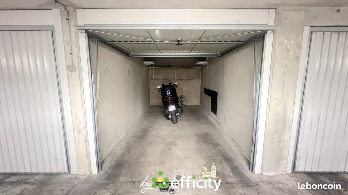 Parking 12 m² · à Marseille · 12 m² · 38 500 €