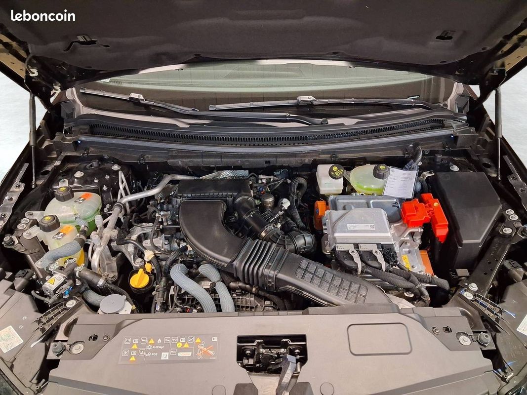RENAULT Austral E-Tech hybrid 200 Iconic esprit Alpine (image 19)