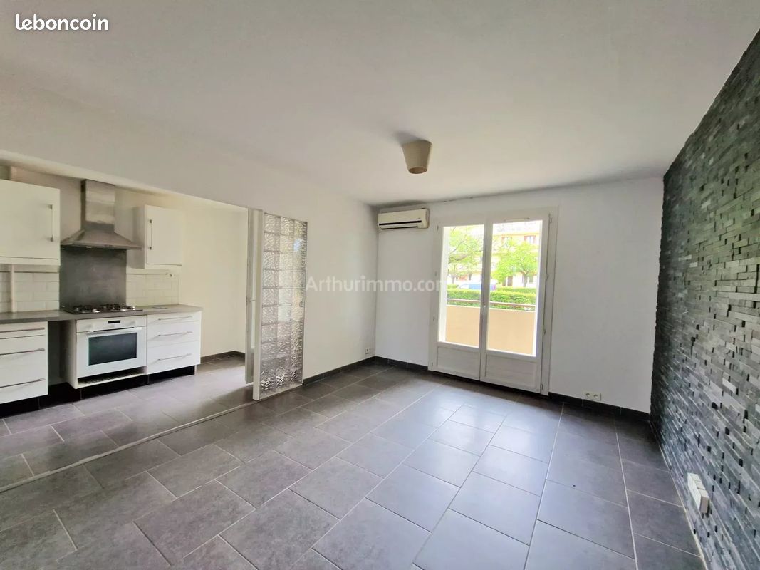 Appartement 3 pièces 53 m² · à Draguignan · 53 m² · 710 €