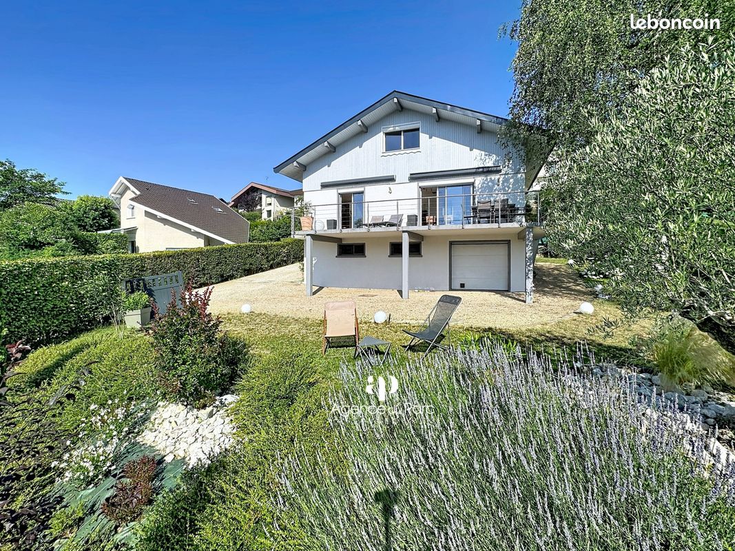 Maison 5 pièces 110 m² · à Poisy · 110 m² · 694 000 €