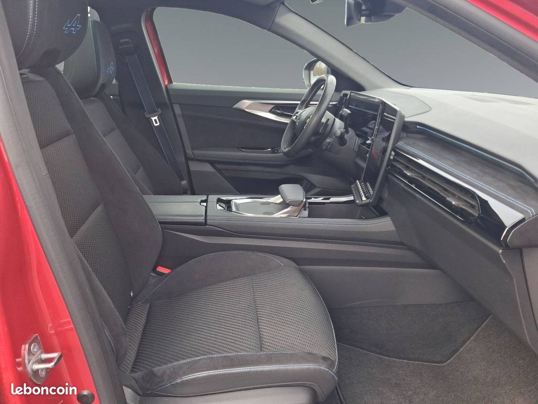 RENAULT Austral E-Tech hybrid 200 Iconic esprit Alpine (image 15)