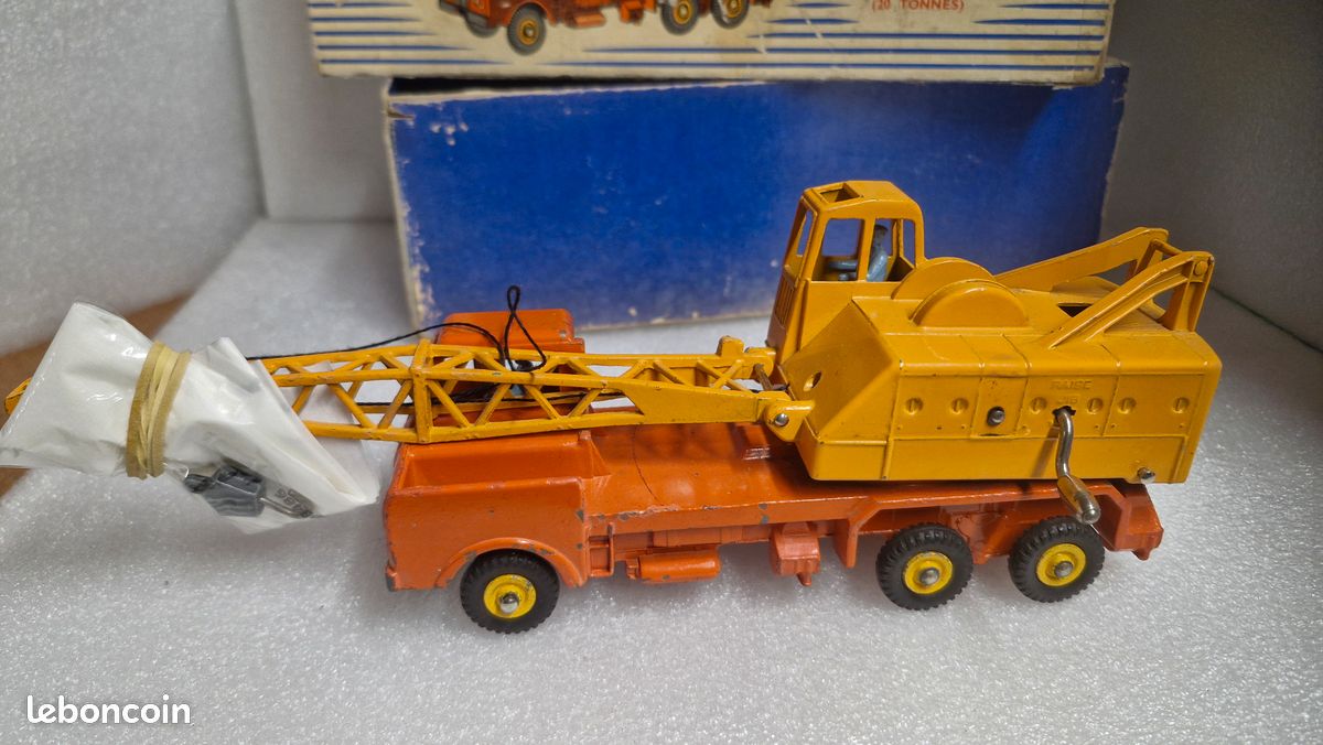 DINKY TOYS 972 20 TON LORRY-MOUNTED CRANE GRUE COLES DINKY TOYS 972 20 TON LORRY-MOUNTED CRANE GRUE COLES