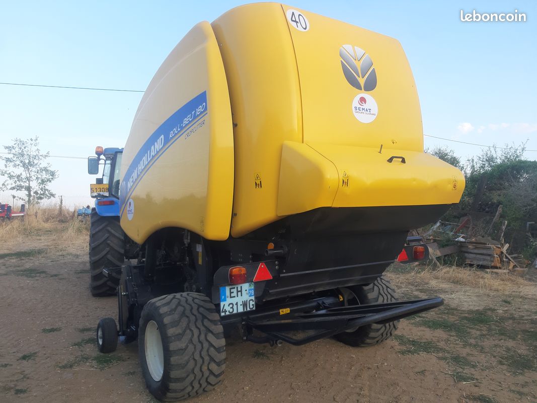 Presse Newholland round baller (image 3)