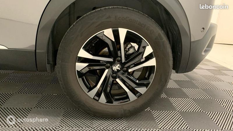 Peugeot 2008 1.2 PureTech 130ch S&S GT (image 20)
