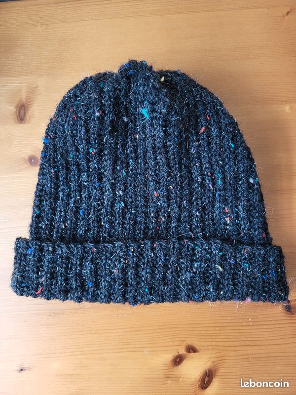 Bonnet fait main au crochet (image 6)