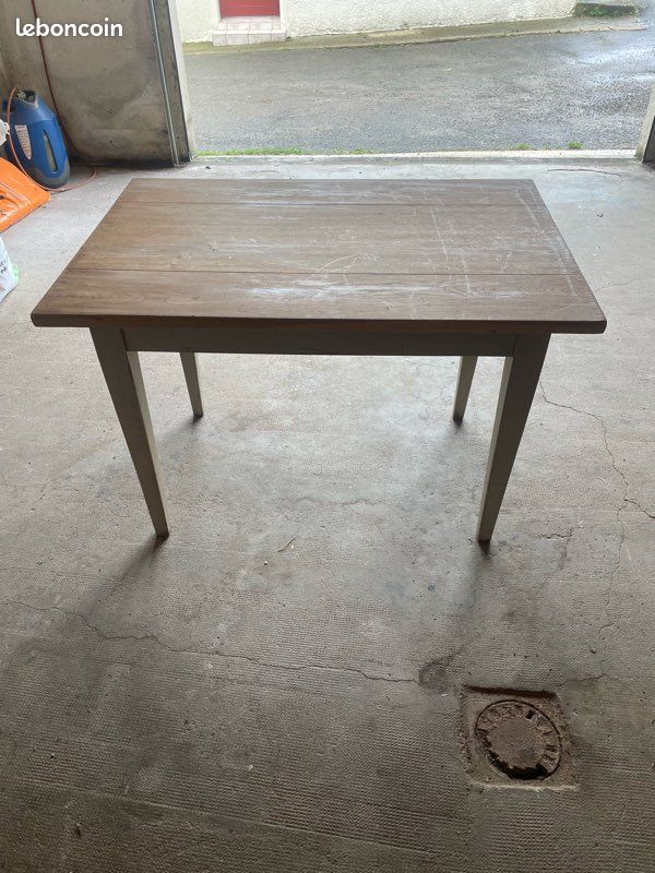 Table en chêne patinée (image 2)