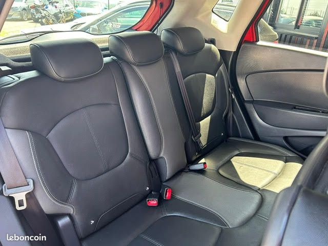 Renault CAPTUR 1.5 DCI 110 CH STOP&START ENERGY BUSINESS ECO² EURO6 2015 (image 14)