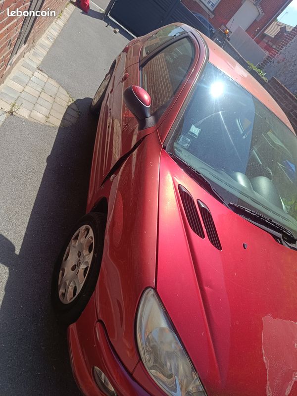 Peugeot 206 (image 2)