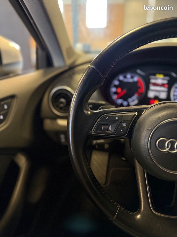 AUDI A3 SPORTBACK 1.4 TFSI 150 ULTRA S-LINE BVA / APPLE CARPLAY / KEYLESs (image 9)