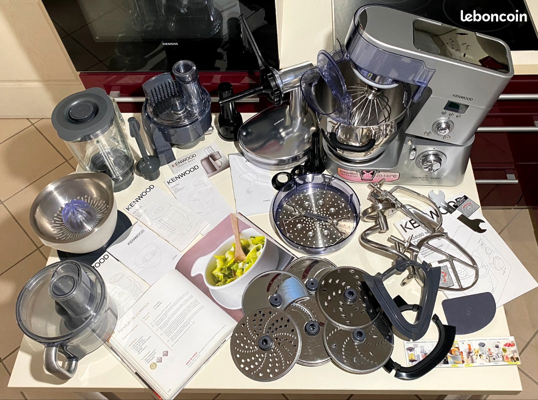 Robot de cuisine Kenwood KM080 complet + accesoires (image 1)