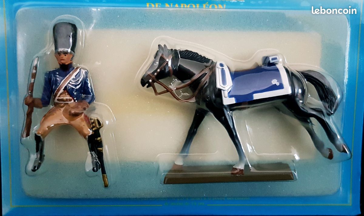 FIGURINE SOLDAT PLOMB - GLORIEUX CAVALIERS DE NAPOLEON - STARLUX - N°1 HUSSARD | Laur'Art&Collection