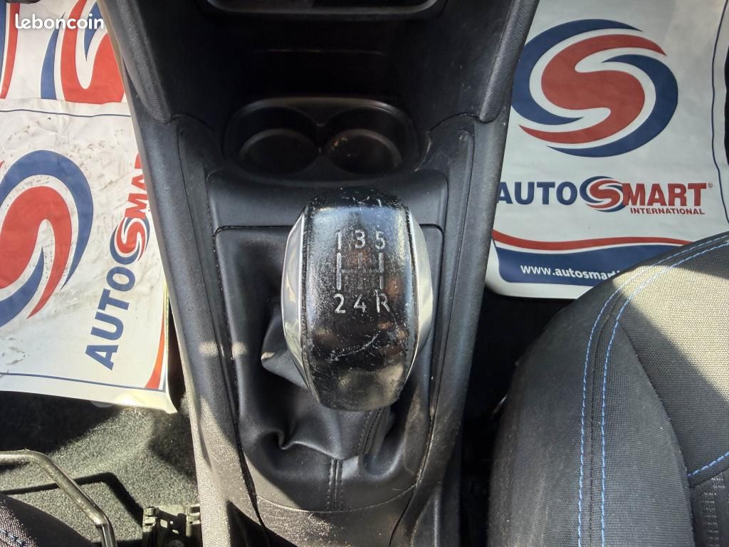 PEUGEOT 208 1.5 BlueHDi S&S - 100 Allure GPS + RADAR AR + CLIM (image 18)