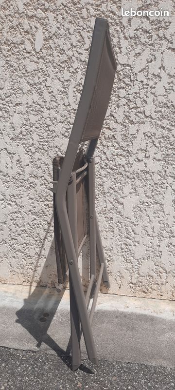 4 chaises pliantes (image 3)