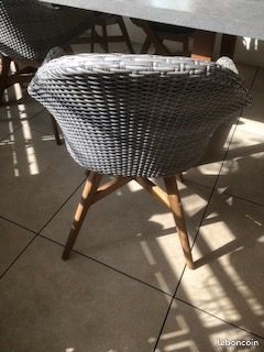 6 très belles chaises effet rotin (image 2)