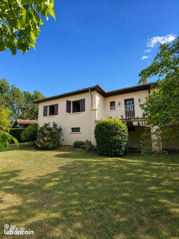 Maison 7 pièces 142 m² · à Brindas · 142 m² · 475 000 €
