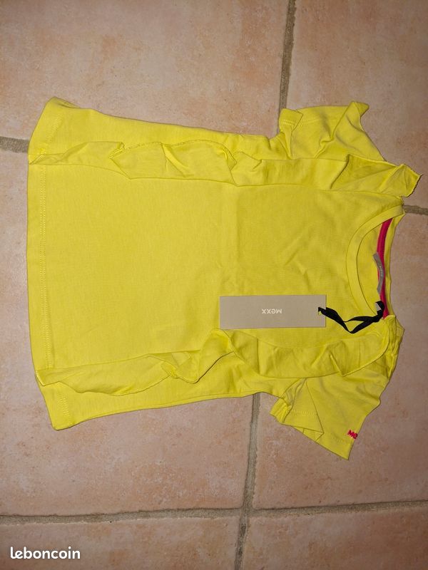 Haut jaune neuf sous emballage avec étiquette 3 ans (image 3)