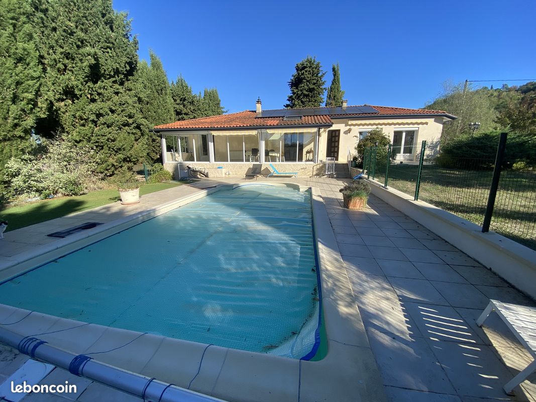 Maison 6 pièces 156 m² · à Auch · 156 m² · 273 000 €